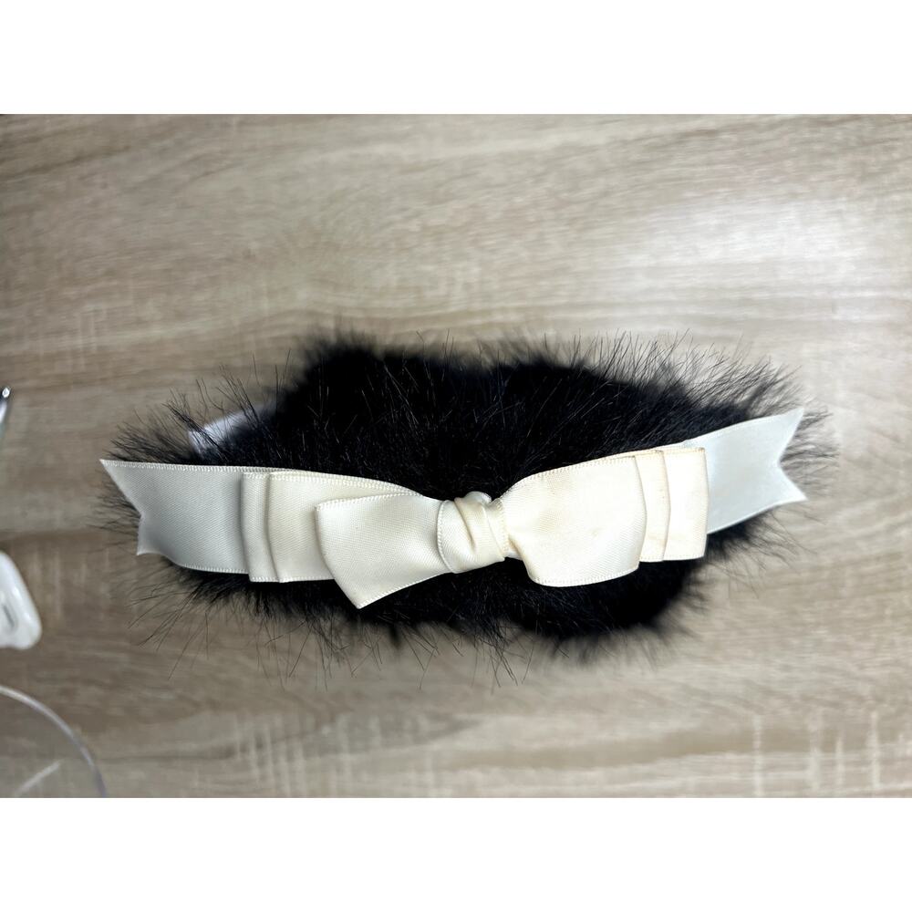 URBAN Bow Earmuffs Faux fur NWT (B60204) - Picture 4 of 6